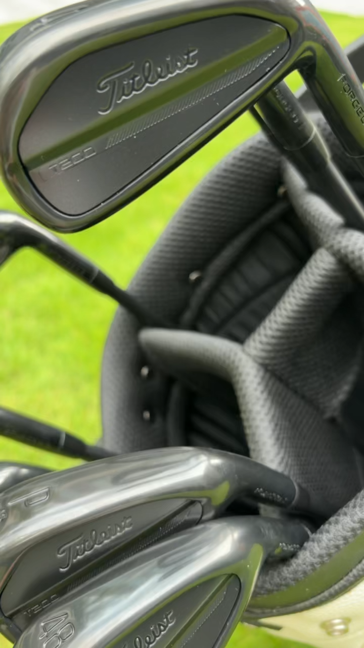Titleist T200 Black Irons