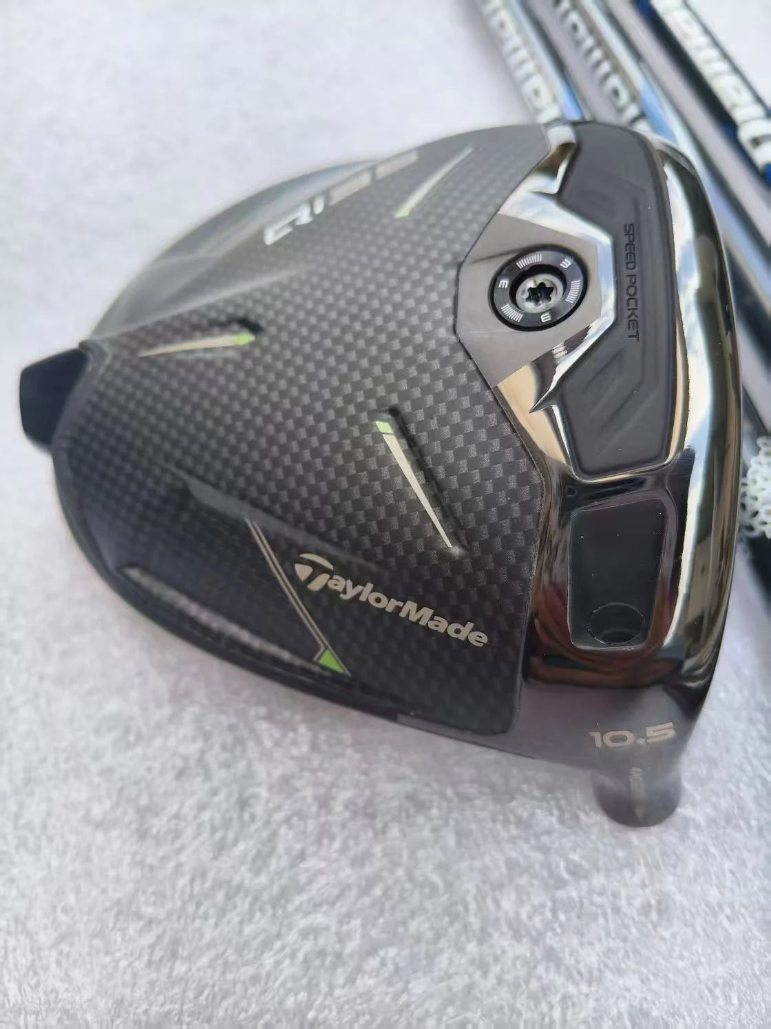 Taylormade Qi35 Driver