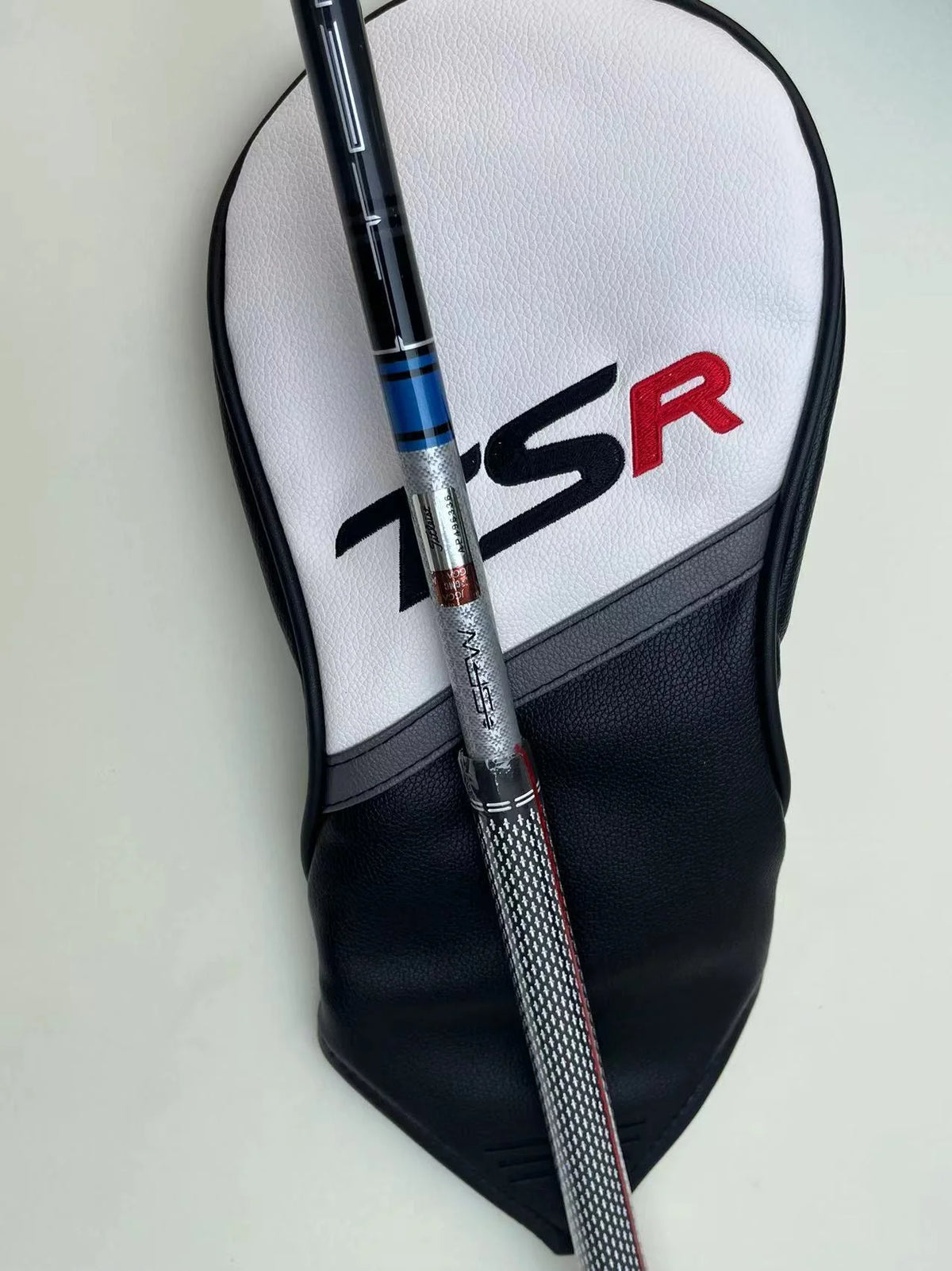 Titleist TSR2 Golf Driver