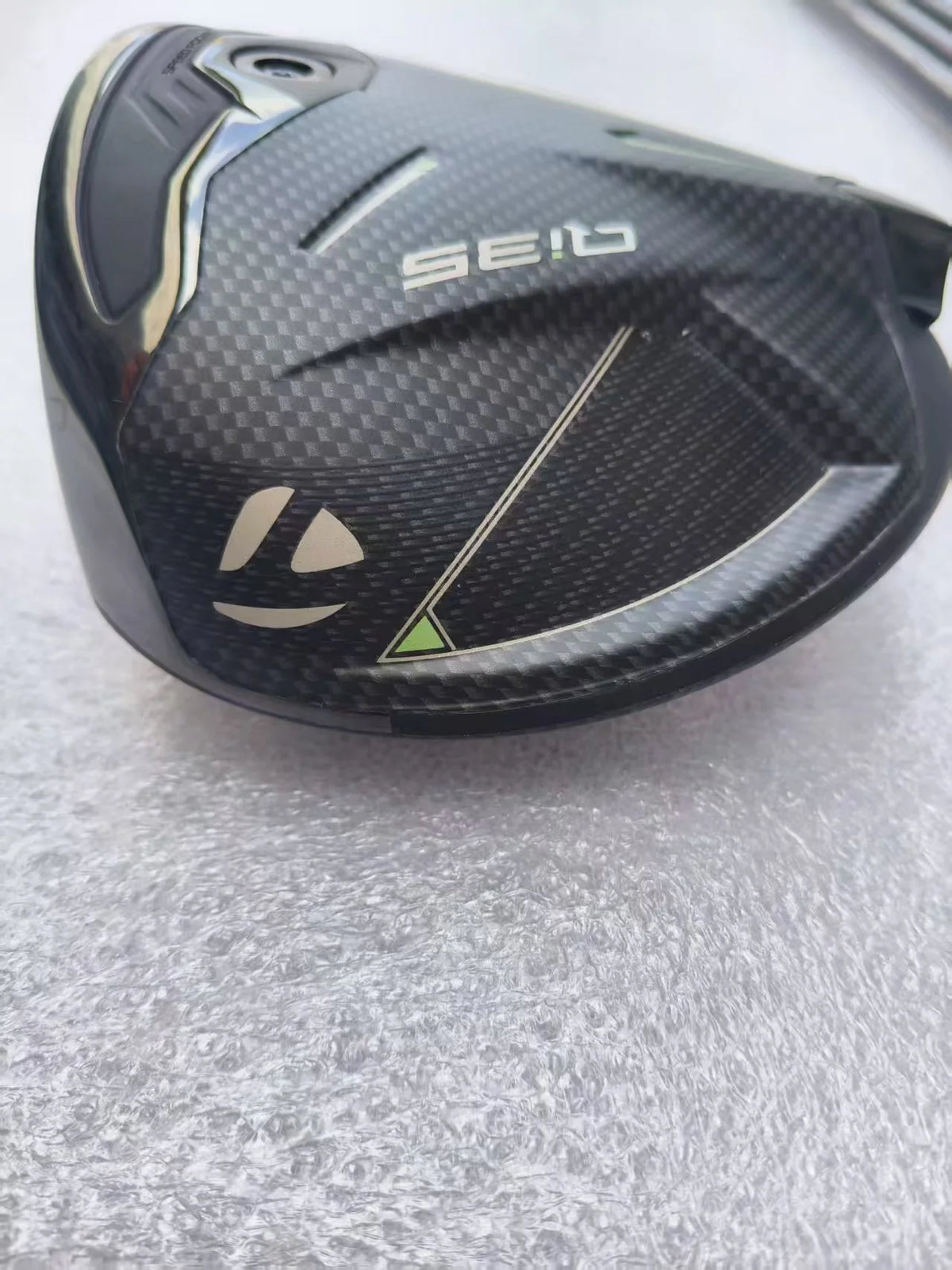 Taylormade Qi35 Driver